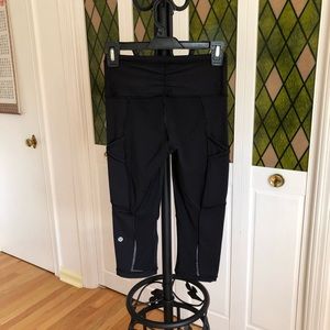 Size 6 Lululemon Mesh Crop Leggings